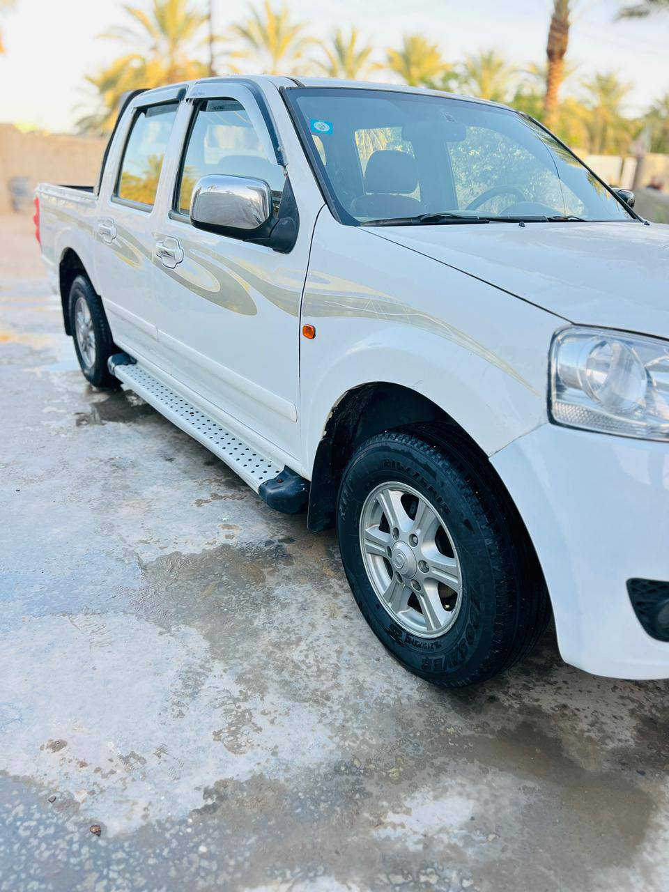 السلام عليكم للبيع كريت ويل موديل 2015رقم بابل جديد تحويل مباشر كير ومحرك مكفولات بدون ضربه بيه جاملغ امامي مفتوح فقط ودعاميه اماميه تبديل مكان السياره بابل /جبله
(***********)سعره 77 وبيه مجال للشراي
