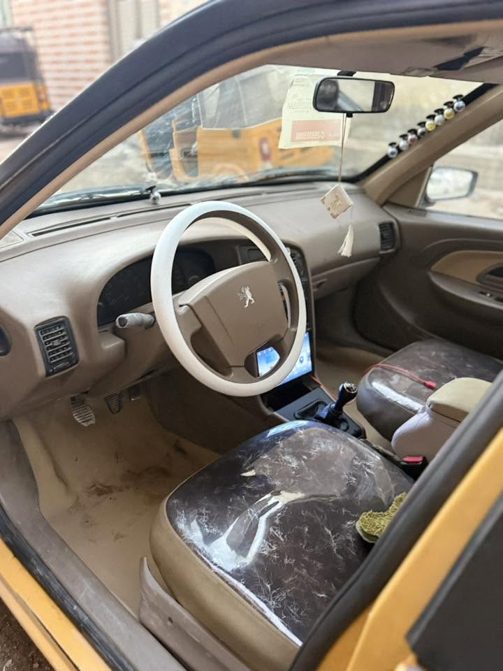 مراوس ب سياره احدث  وانطي فراق ***********
