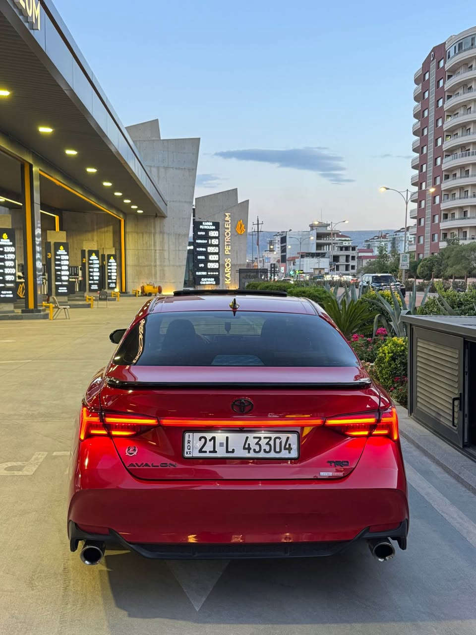 تيوتا  افلون    2020  مواصفات   TRD بلاك-   V6  فولل فول

🔴 ملاحضة   3  قطعة امامى صبوغ و نوص جملغ خلفى
      شرط   بدون  دواخل  و ارباك   

🔴 سيارة  جاهزة من  كلشى   گير و محريك و صدر 🖐️

🔴 مواصفات   TRD
( بصمة - رادار - فتحة - لايت و بك لايت LED -كاميرا
-جلد - رادار مراى - كوشنات كهربائى )

سعر     💵    198     قفل

مكان    🌇   سليمانية

تلفون   ☎️   *********** السليمانية, العراق
