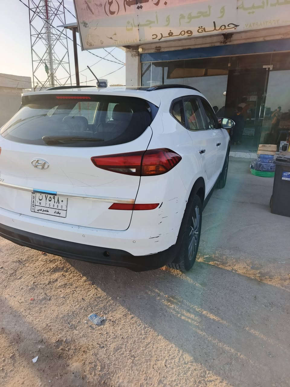 السلام عليكم
توسان 2020 فول مواصفات 1/1 

بصمه 

بانوراما 

صاج 

السياره فول مواصفات معروفه مواصفات الفول 

السياره مكفوله كفاله عامه جديده كلش من الزيرو لحد الان ع ايد وحده 

جاهزه للاخير تخم تاير جديد 

للاستفسار ***********
