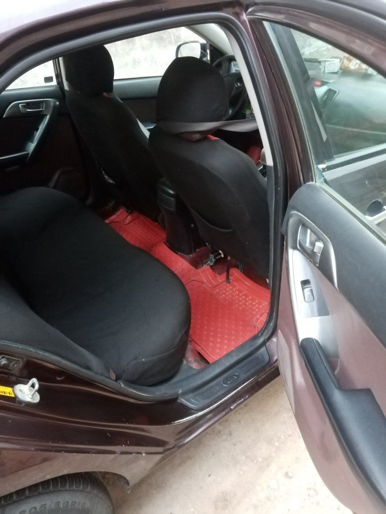 السلام عليكم البيع كيه سيراتو 2010 بغداد فول بصمه وفتحه كير مكينه كهربائي تبريد كله خير من الله بيه ثلاث قطع صبغ السعر 85 ورقة وبيه مجال ***********
