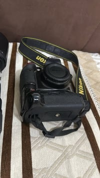 نيكون D3200 • لينز 70-300 سيغما • حالة ٩/١٠