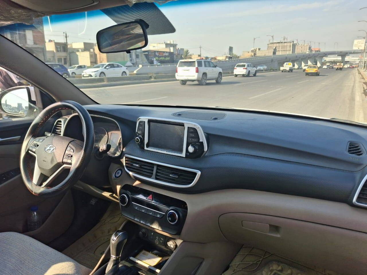 السلام عليكم ..

♦️توسان 2020 خليجي

⭕️المواصفات:
•جلد
•دبل كشن كهرباء
•شاشه جبيرة
• رقم بغداد
• بأسمي تحويل ثاني يوم
•ماشيه 53 الف كيلو متر حقيقي
•بيها تبديل بنيد بلادي
•السعر 195 دولار وبيها مجال

•للإستفسار الاتصال 
***********

•العنوان📍بغداد - الدورة - قرب مجسرات مفرك الدورة
