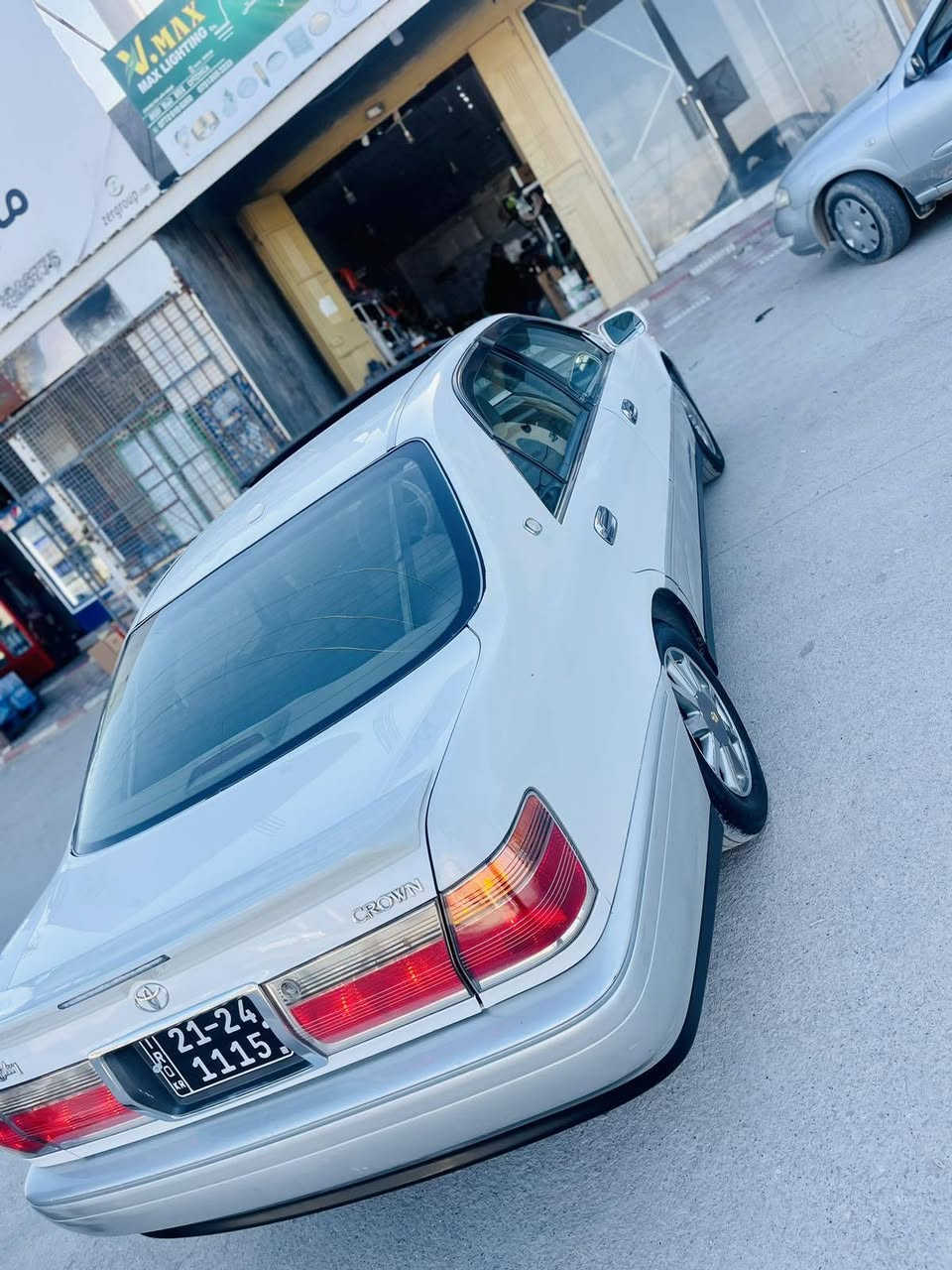 ***********
سەلامی خوالەهەموولایەک 
مەلیکەی مووس 2001
مەکینە vvt گێروو مەکینە بەشەرت 
سەقفوو حیزام بەشەرت 
ویل نەجمە و باڵی سەرسنووق سڵاید دەشپووڵ نەجەف
چوارکووشن کارەبا تراکشن کۆدیشی هەیە
شوێن‌‌/سلێمانی
سعر‌/ 52گەڵا
تکایە نامەمەنێرە گەرمووشتەریت تەلەفۆنکە
