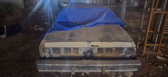 كابرس للبيع موديل ٨٧ بروكهام السياره شغاله ومنضومه تبريد كامله اني مفصخها وكل غراضها موجوده عندي عمرت بيها وسمكرتها عوزها صبغ وتنشد غراضها لونها اسود السياره مكاني بغداد حي الجهاد رقمها بغداد سنويه نافذه٢٠٢٠ السعر ٣٠ورقه الاتصال***********
