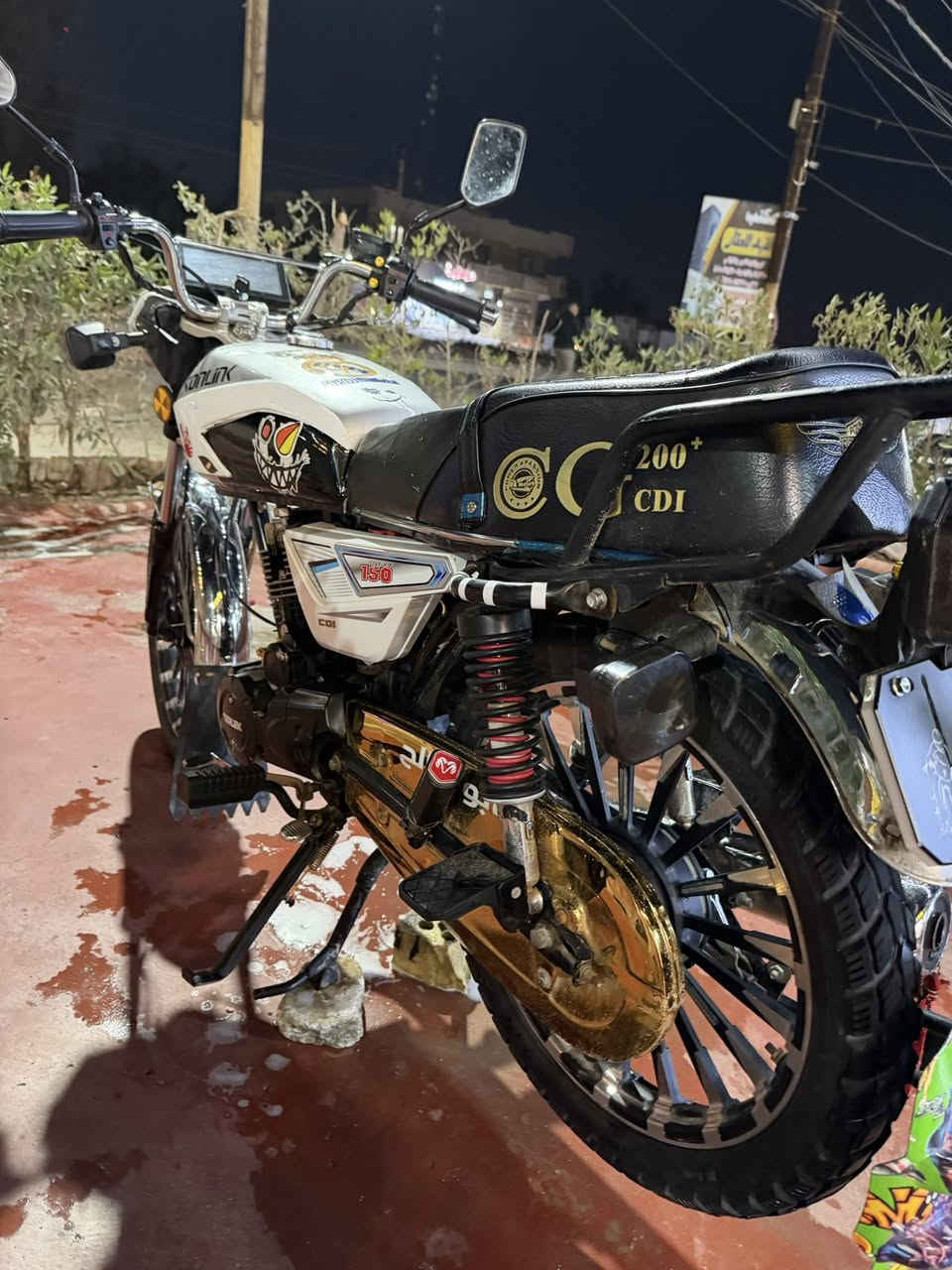 السلام عليكم
للبيع دراجه سونك سيفان 2025
محرك 200 بس مبدل كفرات  
 اوراق موجوده بأسمي
دراجه شغاله كهربائيات ومحرك كفاله
بس الشاشه محتركه فقط مكاني بغدادالراشديه
سعره 750 وبي مجال  رقمي0772190224


**إذا كنت صاحب هذا الإعلان وتريد حذفه لأي سبب، رجاءا أرسل رسالة إلى الدعم الفني**