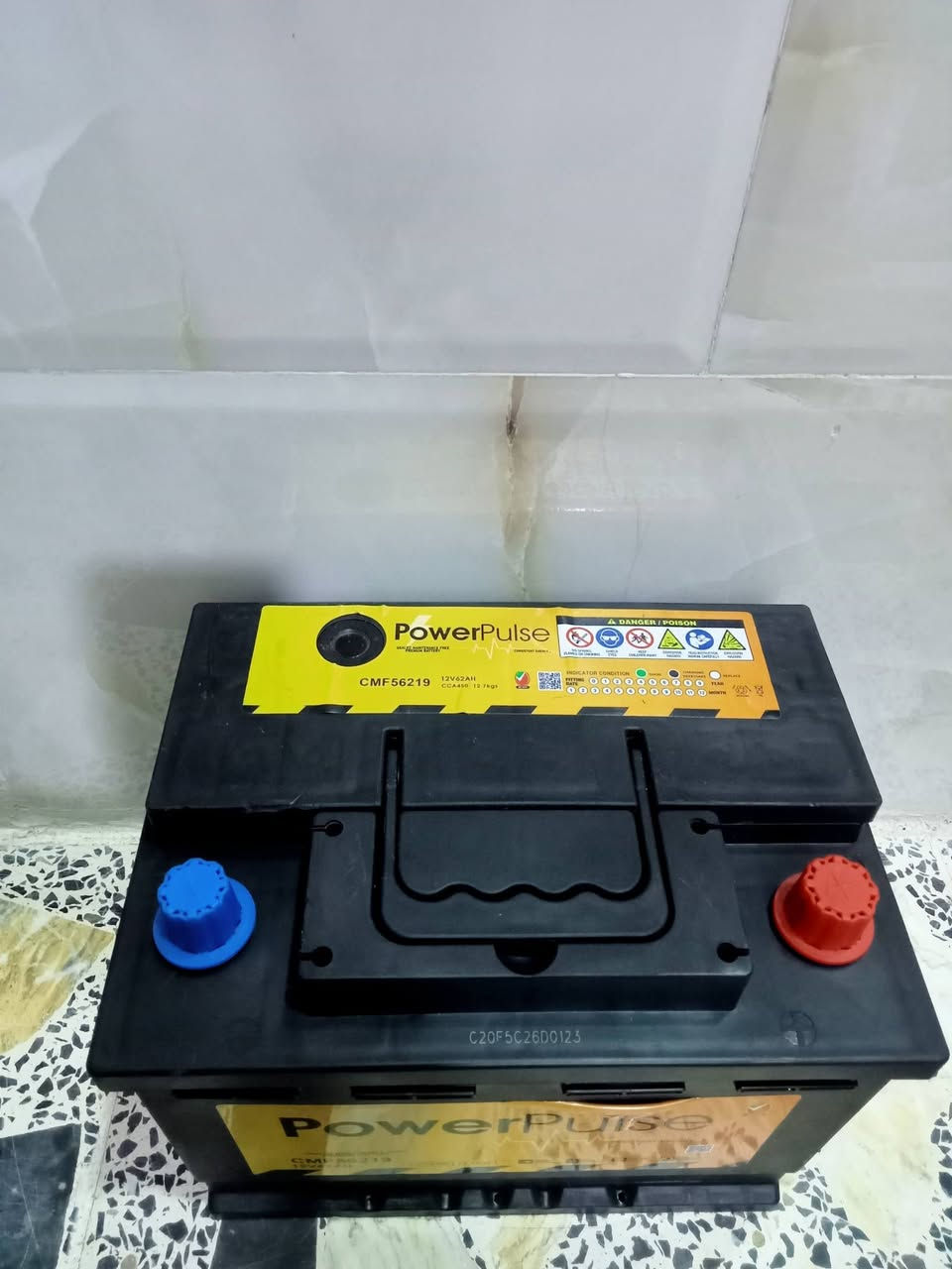 بطاريه للبيع حجم 62 امبير رايدا ب 25 الف ولقديم عنواني بغداد جميله رقمي *********** شرط ضمان اطيك بي ملاحظه ابيعلك مستخدم شرط وكاله
