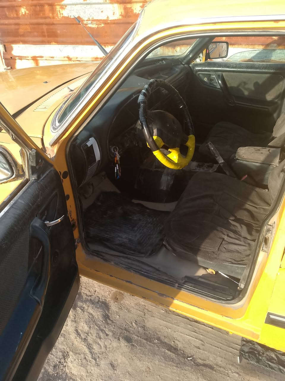 سلام عليكم فولكه موديل 2003رقم ذي قار سنويه عضم عاج مكينه وكير ونجي 6اسلندر مراوس برنس سوبر بريجو براص حسب القناعه مكان سوك الشيوخ *********** اي ستفسار
