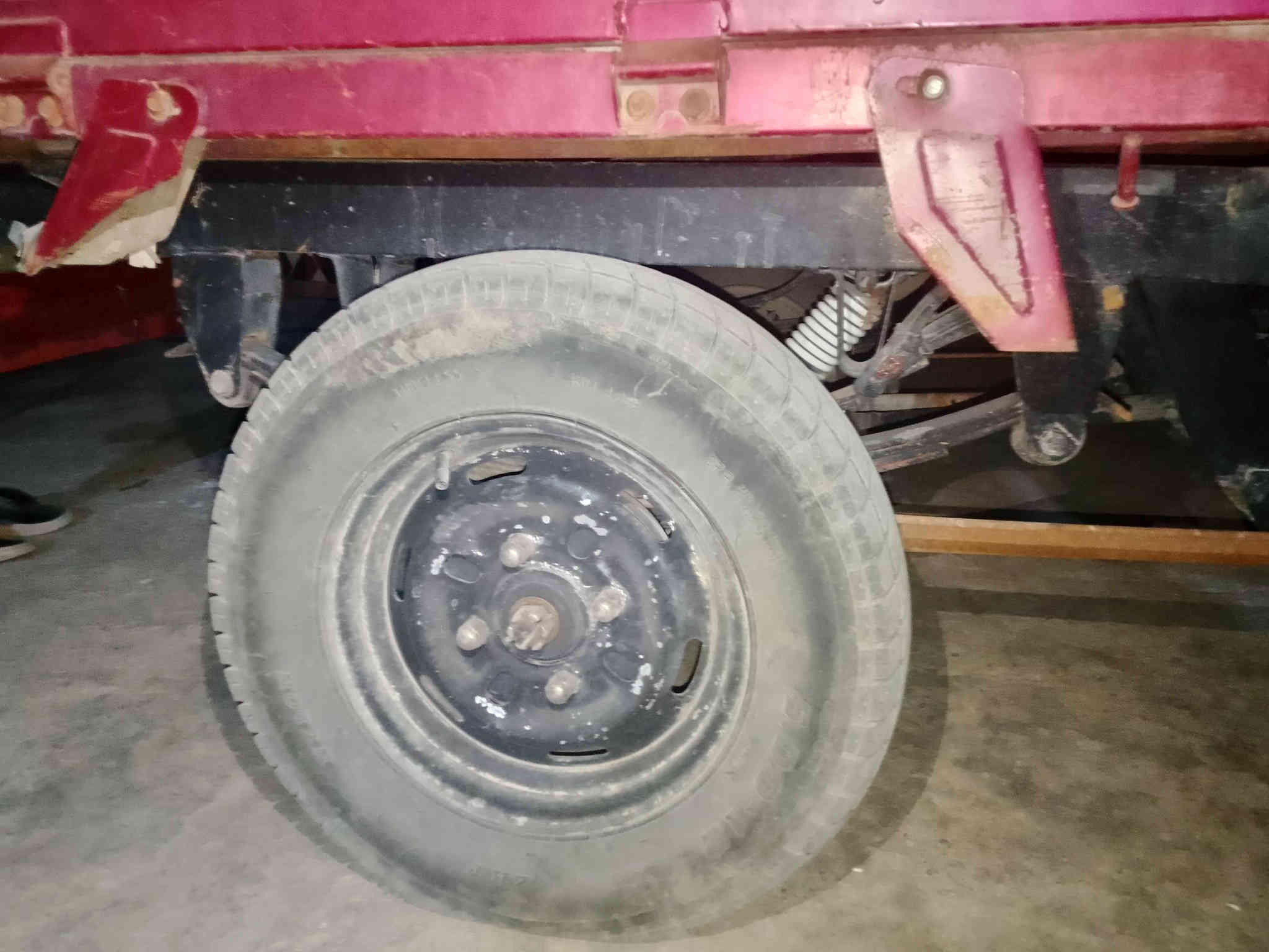 السلام عليكم ستوته لبيع موديل 17 اوراق بغداد السعر مليون وبيها مجال المكان كوت حي الحكيم الثانية  الاتصال ***********
