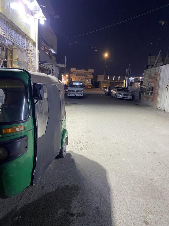 السلام عليكم نصف قطعة خلفية للبيع قطاع 37 شارع الفلاح الفرع العريض رابع بيت علة الشارع طابقين مرممة جديد كاشي سراميك بياض كهرباء مي مجاري كله جديد السعر 80 مليون وبي مجال رقم الهاتف ***********
