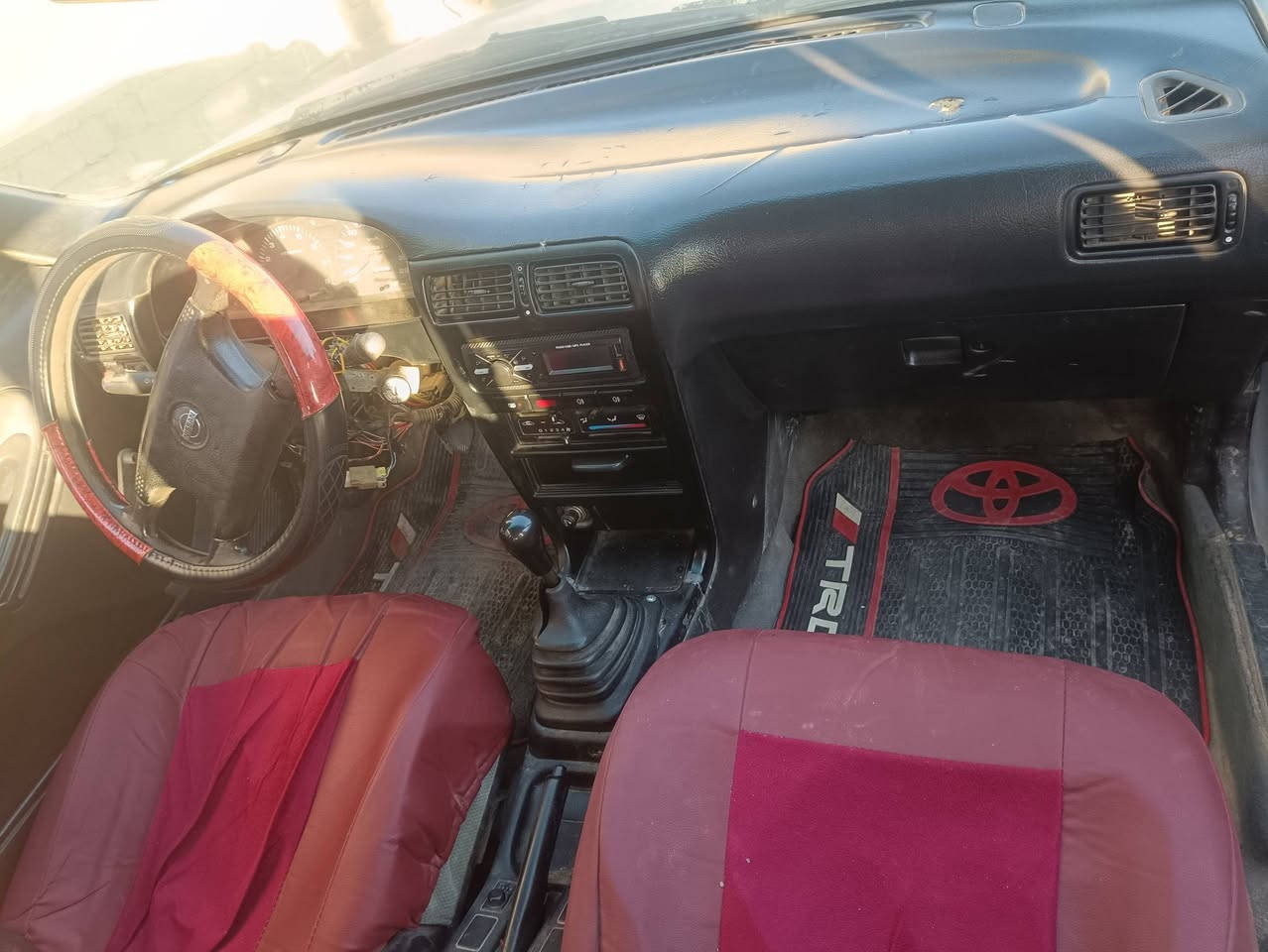 السلام عليكم صني رقم دولي سنويه ل30شرط تحويل محرك حجم 16سياره جديده جاهزه رقم الهاتف ***********
