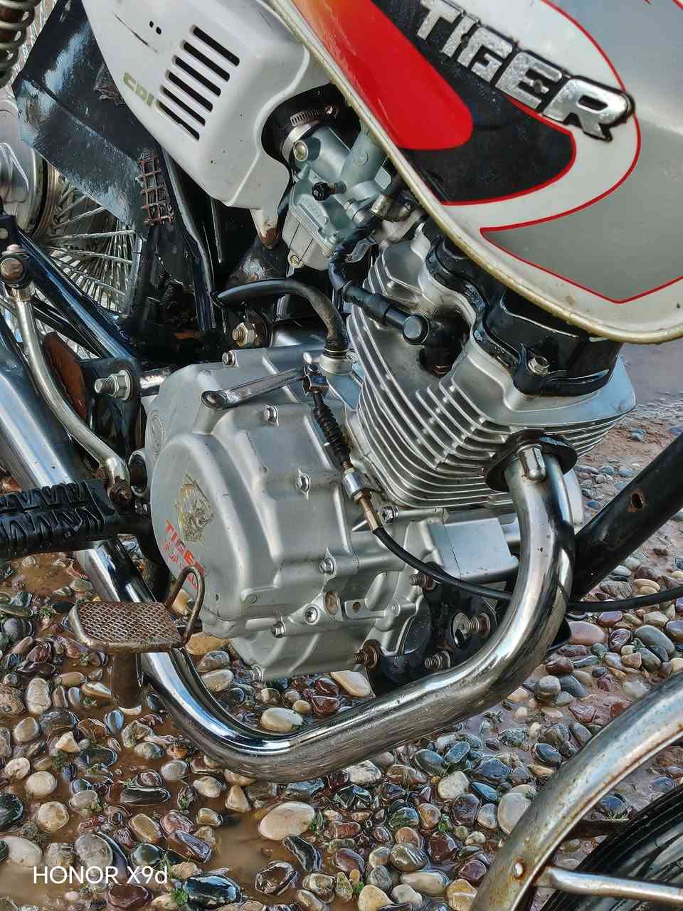 موطور تايكر
للبيع 2020 نضيف كهربائيات كلها شغاله كلو جديد مثل  ما موضح بل صورة الرقم ***********
