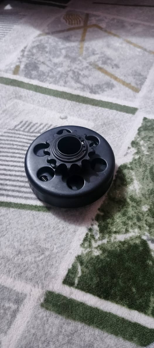 السلام عليكم شبا متاح غراض دراجات كابريتر قفاز وعداد الكتروني واكلاج خلفي ***********2 عنوان بغداد الكرخ
