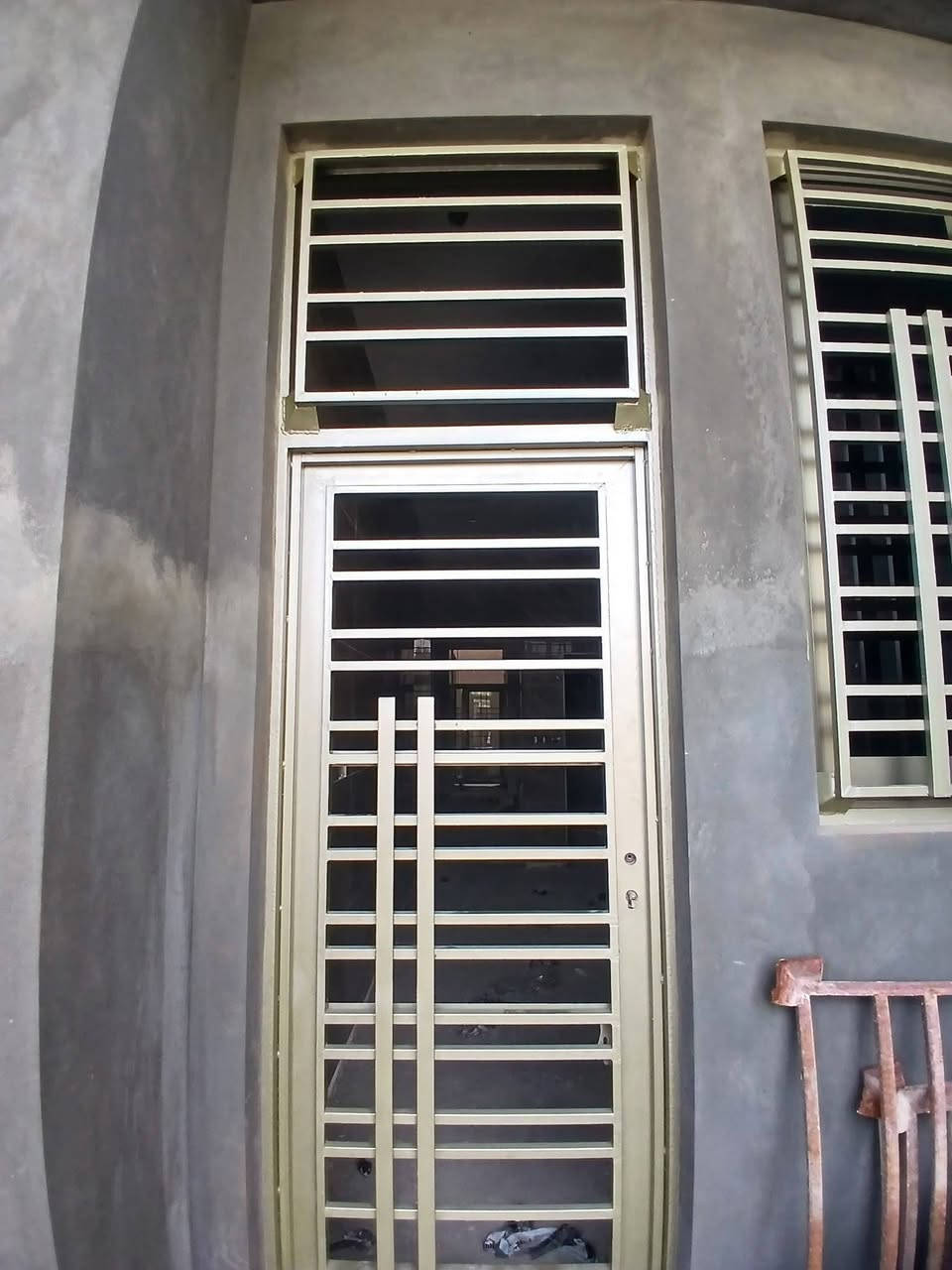 العيد قريب وبيتان ومستحي من الحل يمنا) مجمو عة المبدع للديكور) تقدملك صبغ وترميم الجدران عمل جبس بورد عمل سقوف ثانويه تغليف وصبغ الواجهات مهند ناصر ***********
