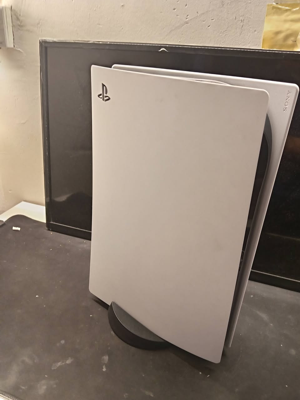 Ps5 فات

نضيف جهاز لا مفتوح ولا مصلح ولا طالع البيت حتة

وياه حساب بيه
Tikken 7
Black ops 7

+ قاعدة البلادية مالته السودة
وياه قاعدة أيضا بيها تبريد فان 3 مستويات و شحن ل جويستكات 2 RGB كلش مرتبه و وياها قاعدة مال سماعه كلش كلش مرتبة

كيبلاته مالHD و مال بور كامله

سعر 550 قفل قفل قفل رجائا لاحد يحط سعر ب تعليق
إذا انته تدور سعر ف روح ل سوك كلشي موجود بس اذا تدور قطعة. وجهاز ف اخذ هذا و ادعيلي

*********** مكاني بغداد زعفرانية شارع المعهد موجود توصيل جميع محافضات العراق
