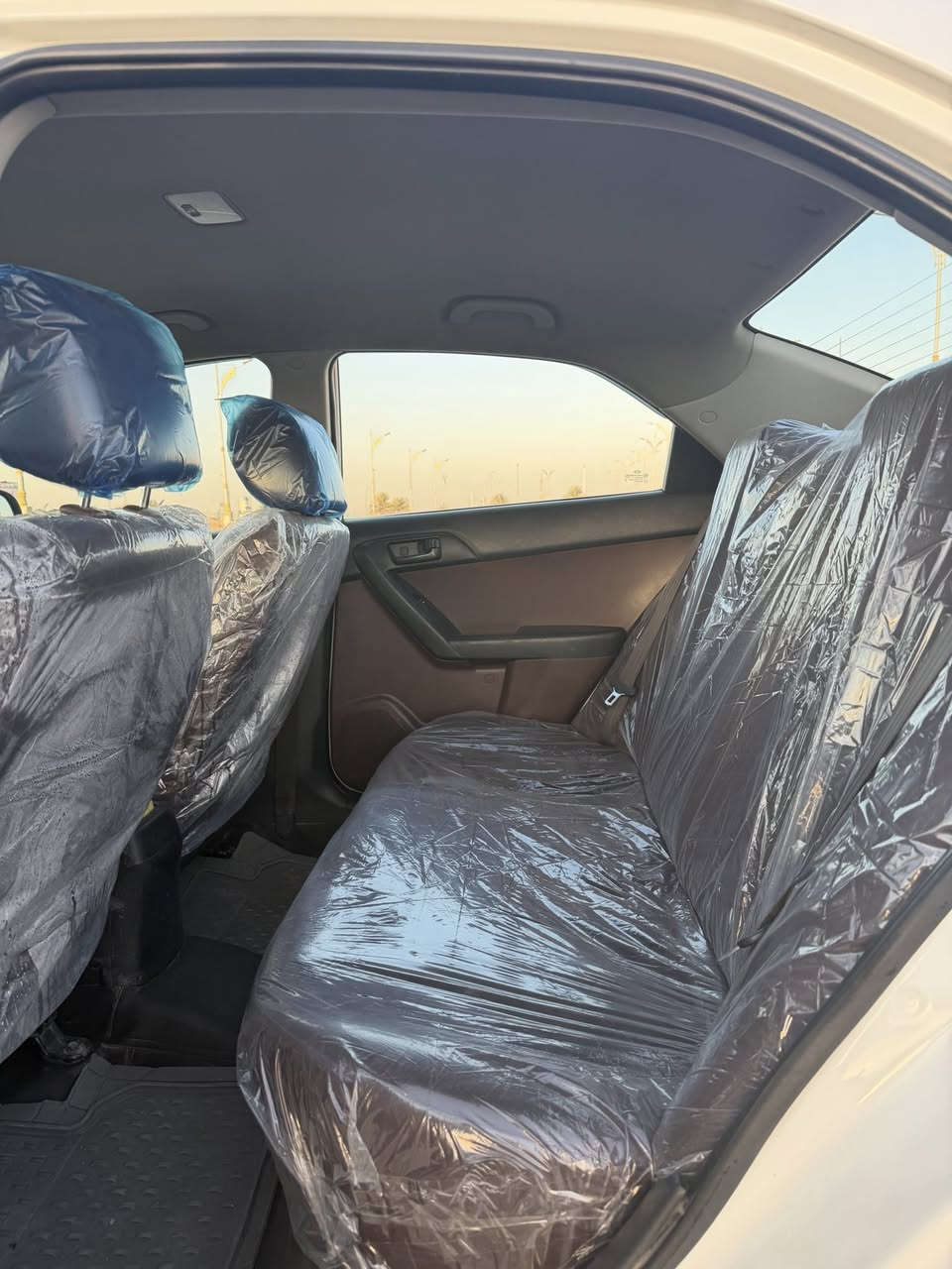 السلام عليكم كيا سيراتو موديل2013
خليجيه بيه 
بيه3قطع صبغ 
كير محرك جدد مكفولات حداديه90%جديده
تخم تاير جديد 
محرك 1600دكشن عالي
السياره جديده الحلى من الصور
السعر95
للستفسار ***********
***********
العنوان كربلاء
