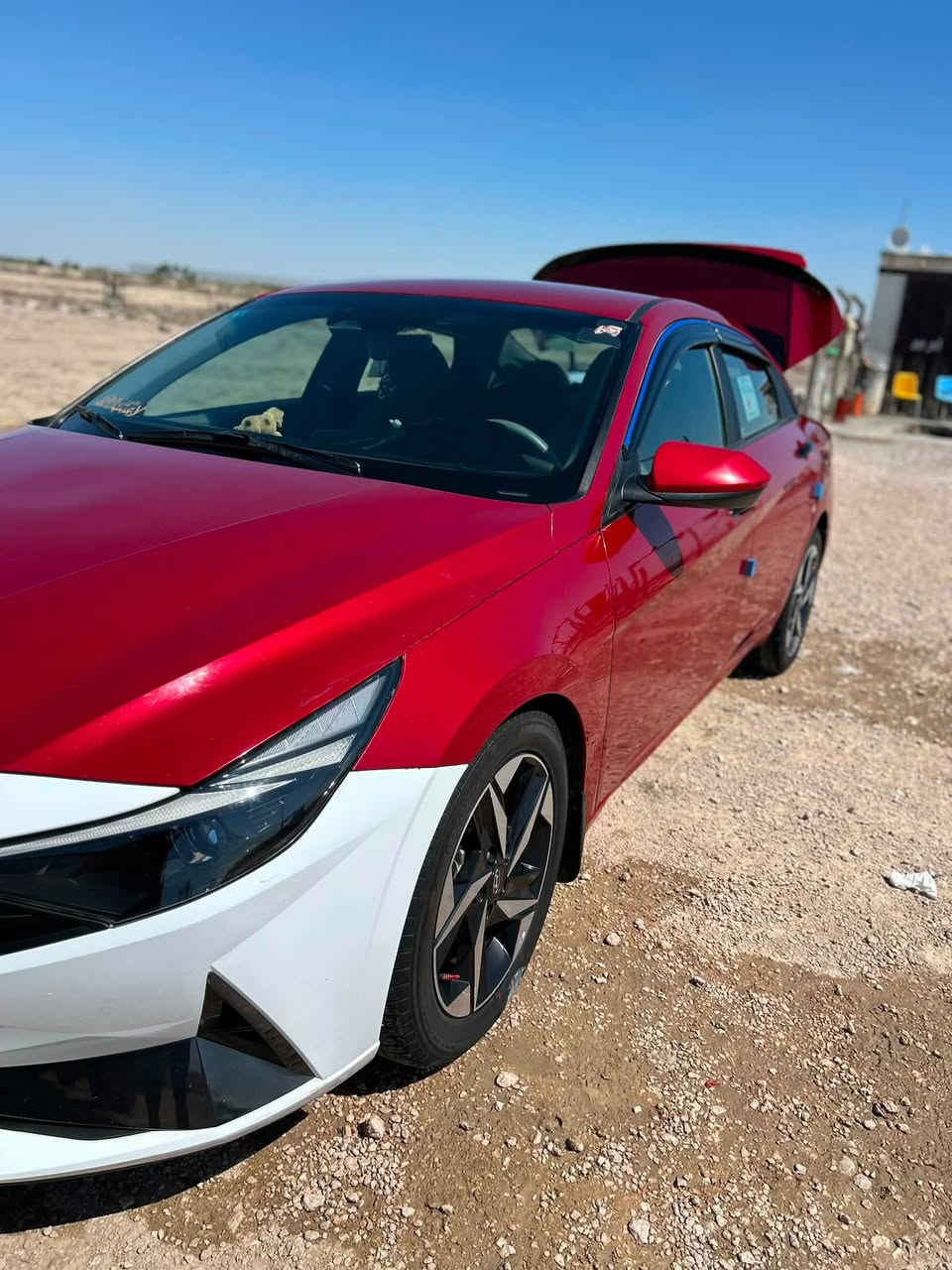 السلام عليكم عندي سياره بيع أو مراوس
هيونداي إلنترا 2023– وارد أمركيElantra 2023

رقم مثنى 

ماشيه 90Mi

الضرر: موضح في الصور

المواصفات الكاملة

 • شاشة كبيرة

 • ويل كب 

 • شحن وايرليس

 • صندوق كهرباء

 • لايتات زينون

 • بكلايت LED

 • حساسات أمامي وخلفي

 • سستم سماعات 

 • تشغيل عن بعد

 • رادار أمامي وخلفي

 • إشارة ترحيب

 • بصمة أبواب وبصمة تشغيل

 • مانع انزلاق

 • 3 أنظمة قيادة

 • سايد بريك كهربائي

 • شاشة متصلة

 • تثبيت مسار

 • تبريد بيانو

السعر127وبيه مجال بسيط حق الجيه 

العنوان : المثنى 

للتواصل ***********
