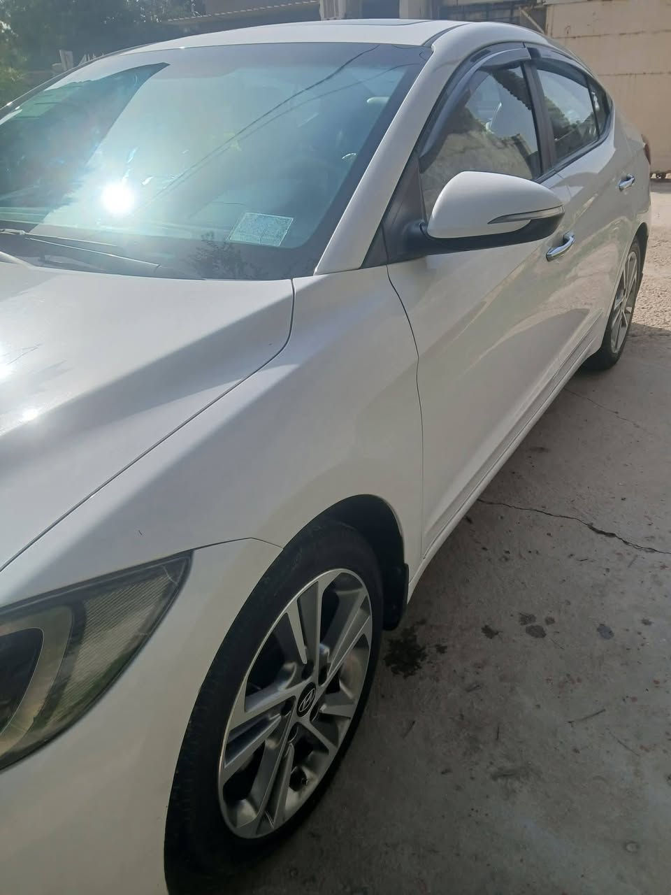 السلام عليكم حبايب النترا سوبر ٢٠١٨ خليجي السيارة رقم بغداد الجديد السيارة بيهة جاملغ الخلفي مصبوغ جهه السايق وبيهة دوسة عكس السايق بعدهة ع وضعهة ما معدلة  ماشيه ١٦٦ محرك كير تدفه منضومه تبريد جديده العنوان الدوره هور رجب مكلف بالنشر للستفسار اكثر اتصلو ع صاحب السيارة السعر ١٤٧ وبيهة مجال ما اجاوب ماسنجر الاتصال *********** او***********
