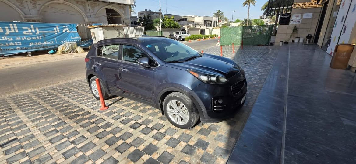 مكلف بل النشر
كيا سبورتج
كيا سبورتج 2018فئه ex مواصفات معروفه 
محرك 2400 
ماشيه 67 الف ميل 
صور الحادث مرفقه مع سونر 
السعر 160 وبيها مجال 
بغداد الغزالية 
للاستفسار الاتصال 
***********
