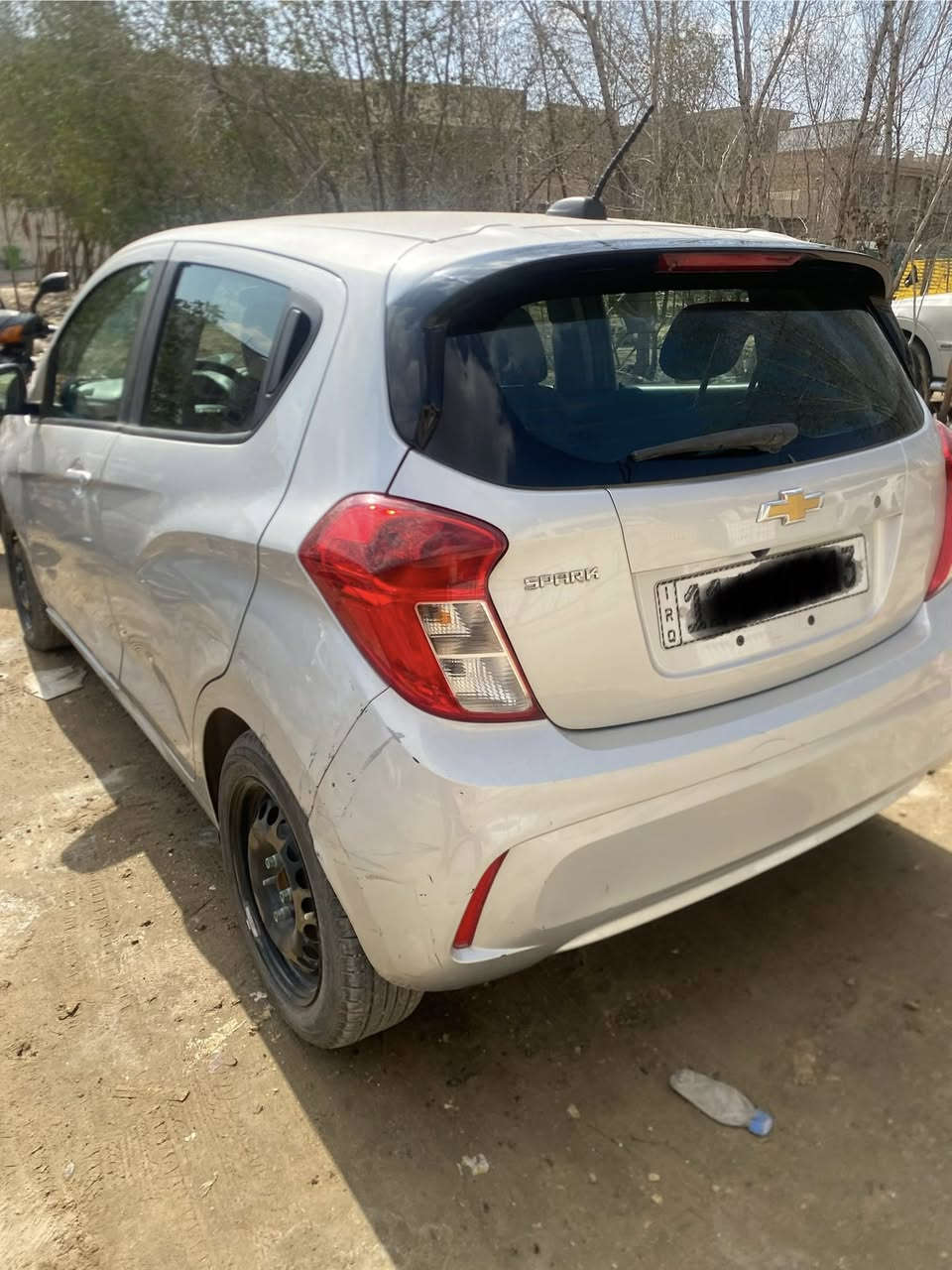 السلام عليكم شوفرليت اسبارك موديل ٢٠٢٢ وارد امريكي مبدل بيها بنيد وجاملغ محرك  ١٤٠٠ تبريد تدفئه كير أوتوماتيك رقم الشاصي بالصور تكدرون شوفون ضربتها سياره اقتصاديه وخير من الله باسمي مكاني بغداد المشتل او شارع فلسطين السعر ٩٥ ماارد ع تعليقات رقم الهاتف *********** بي واتساب
