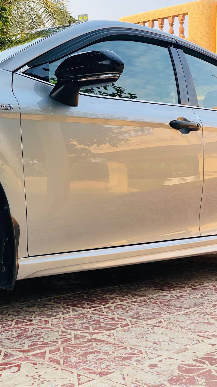 السلام عليكم ورحمة الله
كامري موديل 2021 هايبرد لون رمادي xse  فول مواصفات حادث جاملق ايمن ودعاميه امامية
نظيفة كلش وعليهه صيانة كاملة ومابيهه اي نقص
سعرهه 225 وبيهه مجال اتصل وتدلل 
مكان السيارة الأنبار الفلوجة

***********
