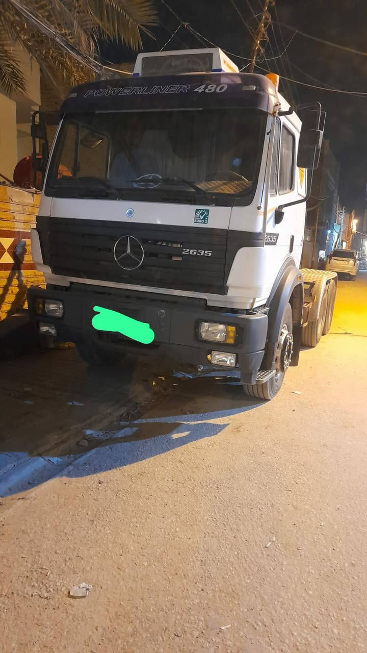 ذني السيارات للبيع السيارات مكفولات وجدد واراقام بسمي وحده نكليزي وحده الماني ومتوازي عليهن اثنينهن بسعر مناسب تواصل خاص ***********
