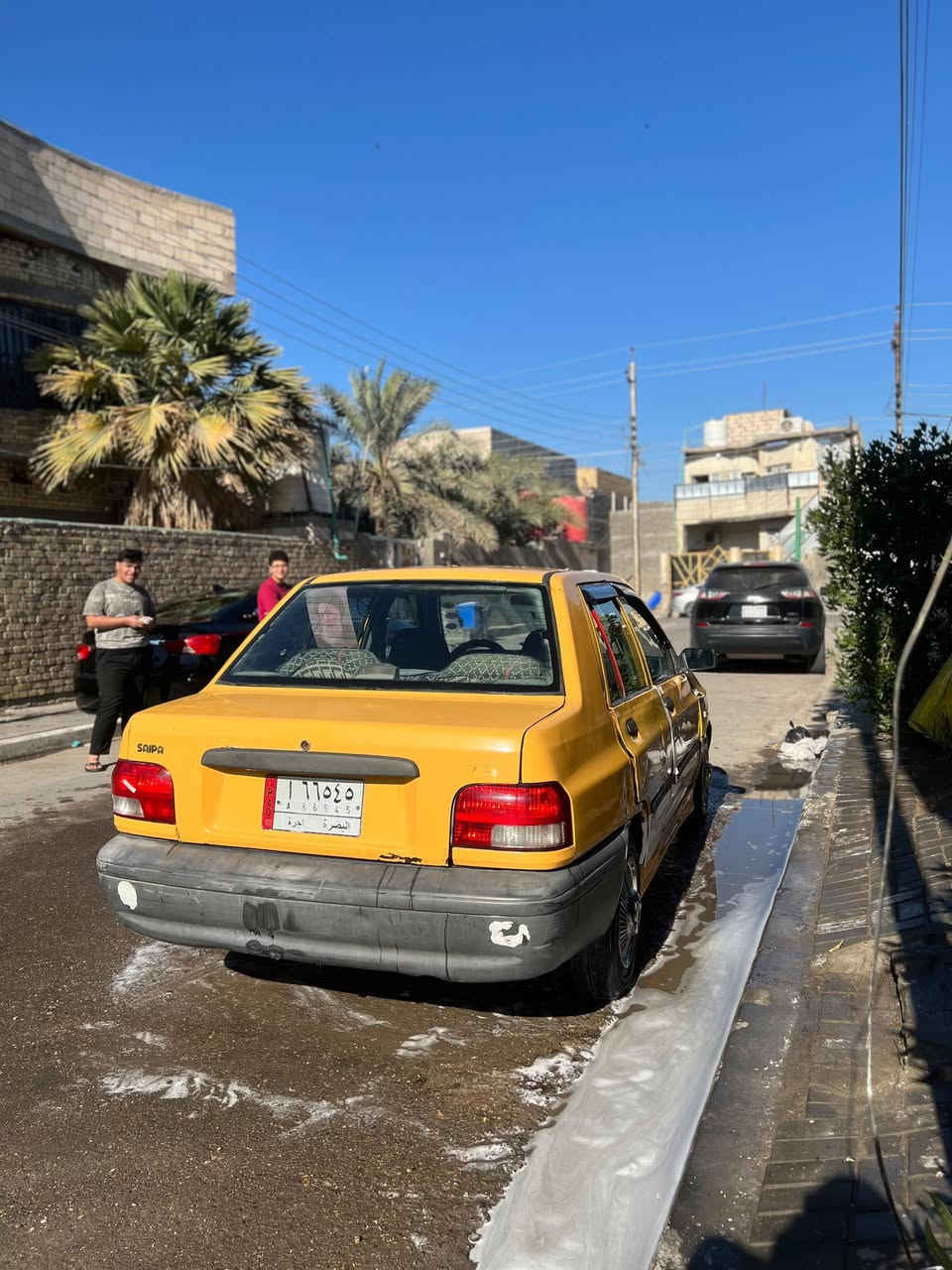 بسمالله الرحمان الرحيم
سايبه لبيع 
موديل 2017
رقم بصره سنويه 2027
سياره مكينه كير كفاله توني شادهن صارلي سبوع 
البدي شوف العين ابيع كوم حديد 
تبريد شغال 
حداده امامي خلفي حلوه 
تخم تاير 
سياره خير من الله مال جني 
العنوان البصره حي المهندسين
سعر 28 وبيه مجال قليل 
رقم الهاتف :***********
