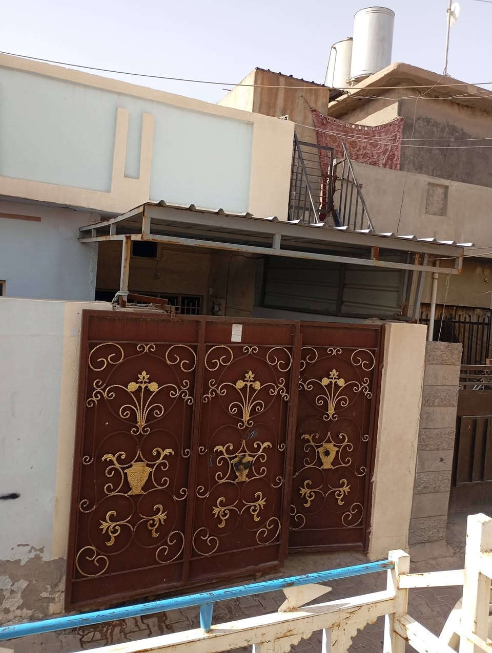 البيع  ***********
