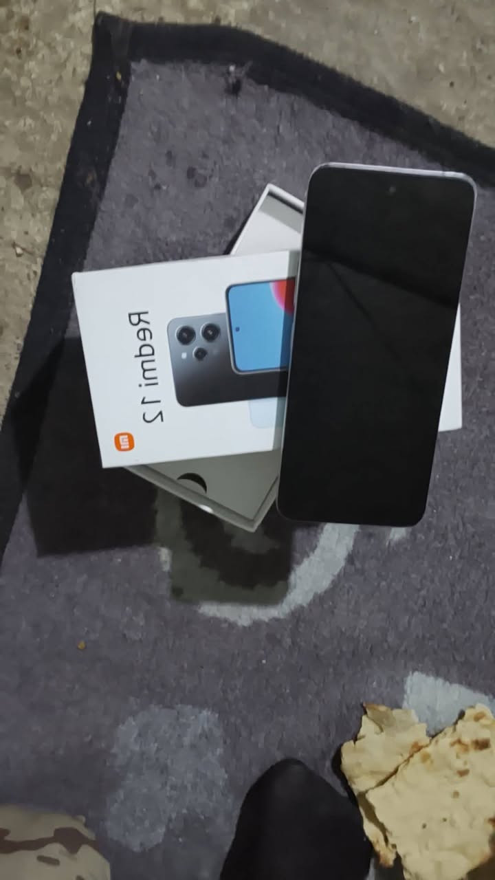 ذاكرة 128 السعر ٦٥ الف ***********
