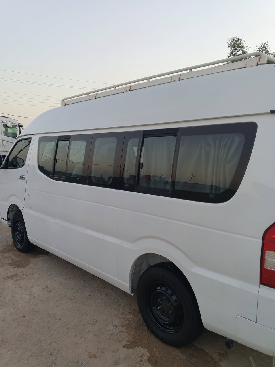 السلام عليكم شيري للبيع موديل 13 رقم بغداد
سنويه 27 مصفره ضريبه هيئه غرامات 
ماكينه فيفتي 3000 تخم تاير 
تبريد شغال سياره كفاله 
عنوان بصره الزبير 
سعر 125 
***********
