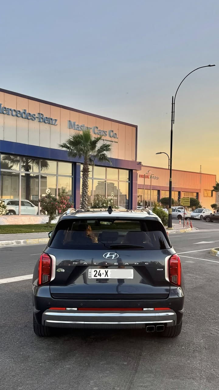 HYUNDAI PALISADE CALLIGRAPHY
هونداي باليسيد كالكرافي موديل 2024 اعلى مواصفات بفئتها سبعة راكب تجي محرك ستة سلندر تنفس طبيعي
 
 مرقمة دهوك كاملة وجاهزة بدون نواقص 

ماشية : 12 الف ميل 

مواصفات : 
*بصمة 
*بانوراما قطعتين 
*كشنات جلد 
*تدفى وتبريد كشنات امامي وخلفي وتدفى كشن صف ثالث
*مساج بالكشنات 
*سستم صوت فاخر harman/kardon 
*كاميرات 360درجة 
*كاميرا بالمراية الوسطية 
*حساسات 360درجة 
* صندوق كهرب 
*سقف كنتارة 
ومواصفات كالكرافي ما تخلص 

السيارة حادثها فقط دعامية امامية بدون دواخل بدون ايرباك مع ثلاث قطع بخ امريكا 

KM8R7DGE6RU675946

السعر : 335 $  

للاستفسار على الرقم والتواصل 
***********
