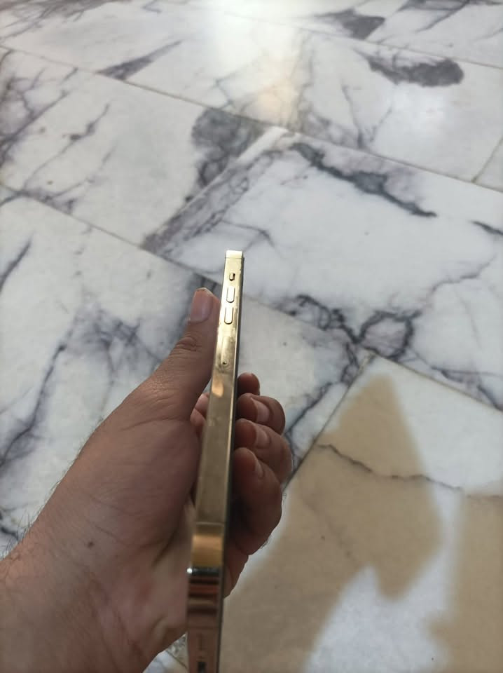 سلام عليكم
ايفون 13 برو ماكس امريكي
نظيف حيل نسبة نظافتة 100%
ما مبدل اي قطعة
ذاكرة 512GB
الشاصي نظيف
ما مفتوح ولا مبدل اي قطعة منة كل شي شغال
بطارية 78%🔋
عنواني حلة 
اتصال وواتس ***********
