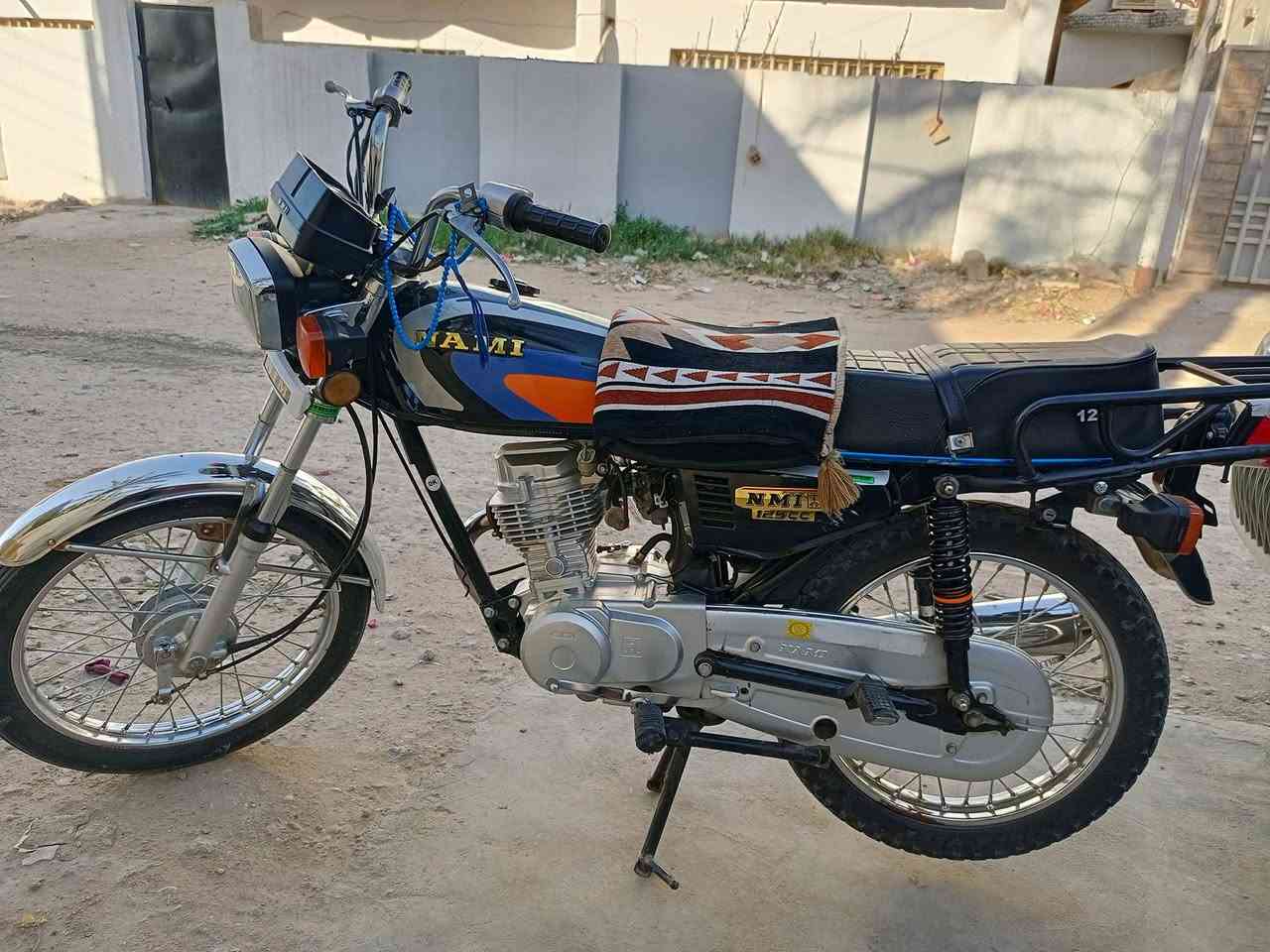 السلام عليكم نامة شلامجة للبيع 2023 الدراجة تفيلس مافيلسة
اوراق أصولي السعر مناسب كلش ما متواجد فيس 
الرقم ***********
