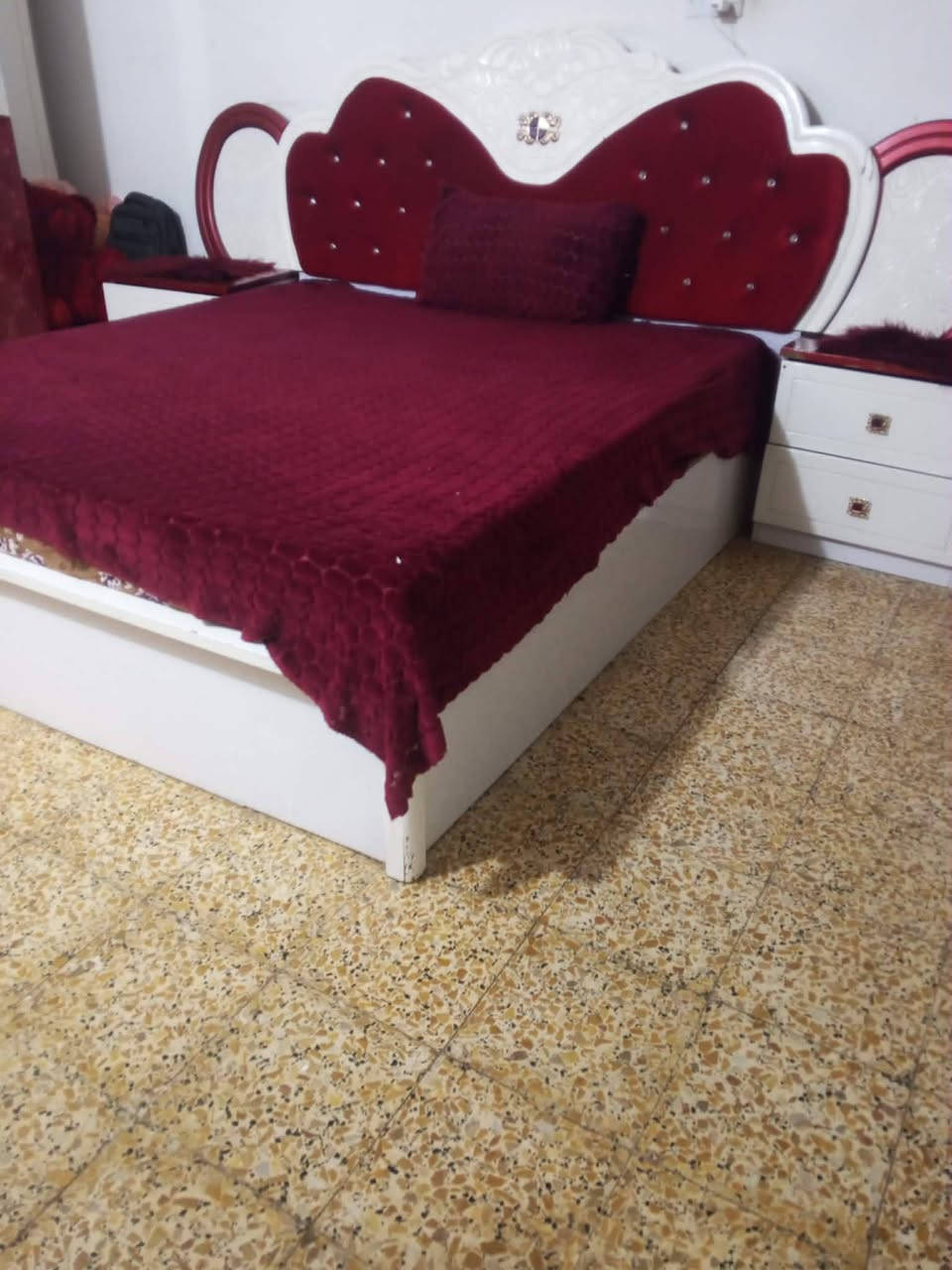 للبيع


**إذا كنت صاحب هذا الإعلان وتريد حذفه لأي سبب، رجاءا أرسل رسالة إلى الدعم الفني**