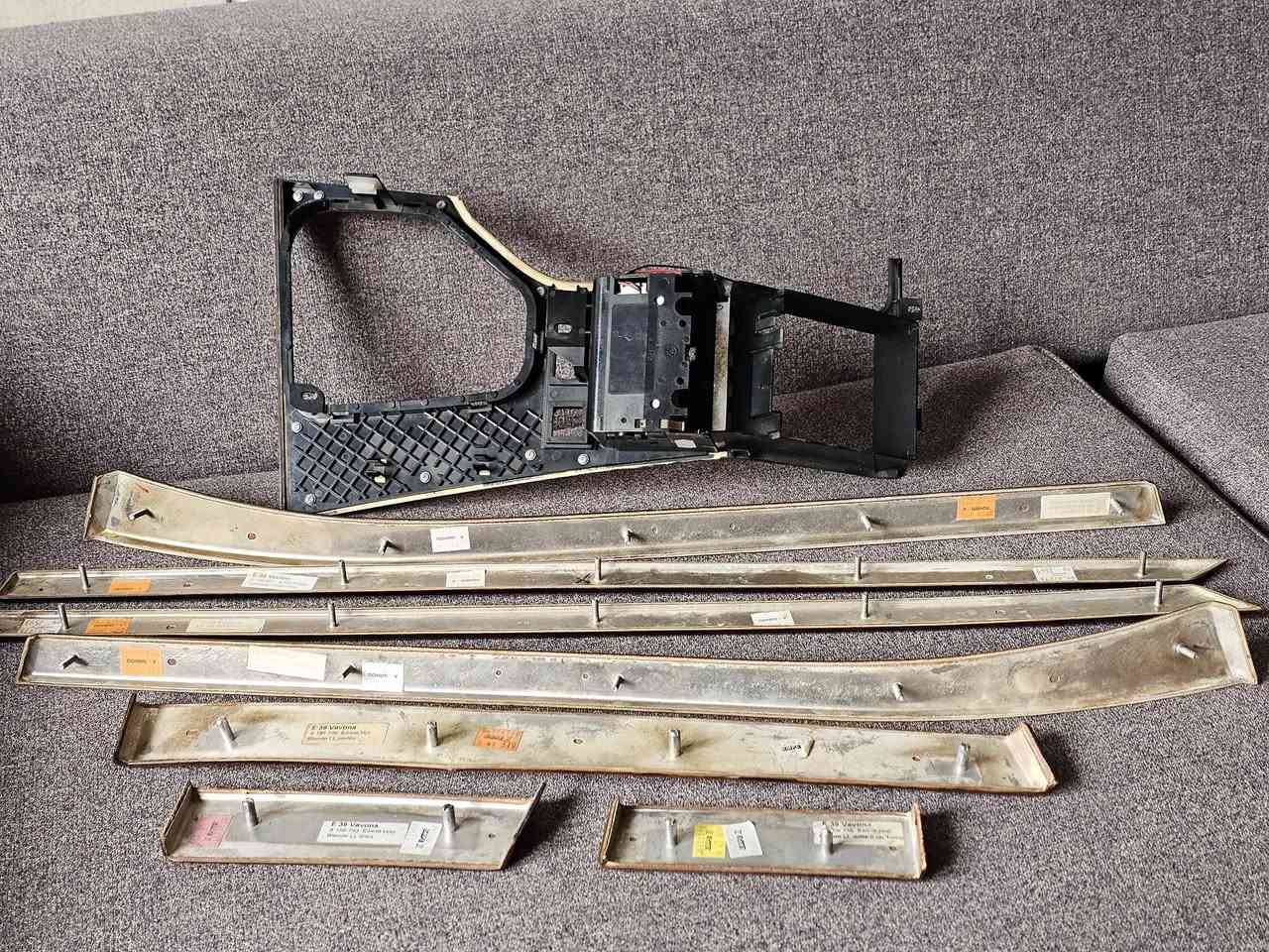 سیت کامل صقر E39
٨٥ الف متوفر توصيل


**إذا كنت صاحب هذا الإعلان وتريد حذفه لأي سبب، رجاءا أرسل رسالة إلى الدعم الفني**