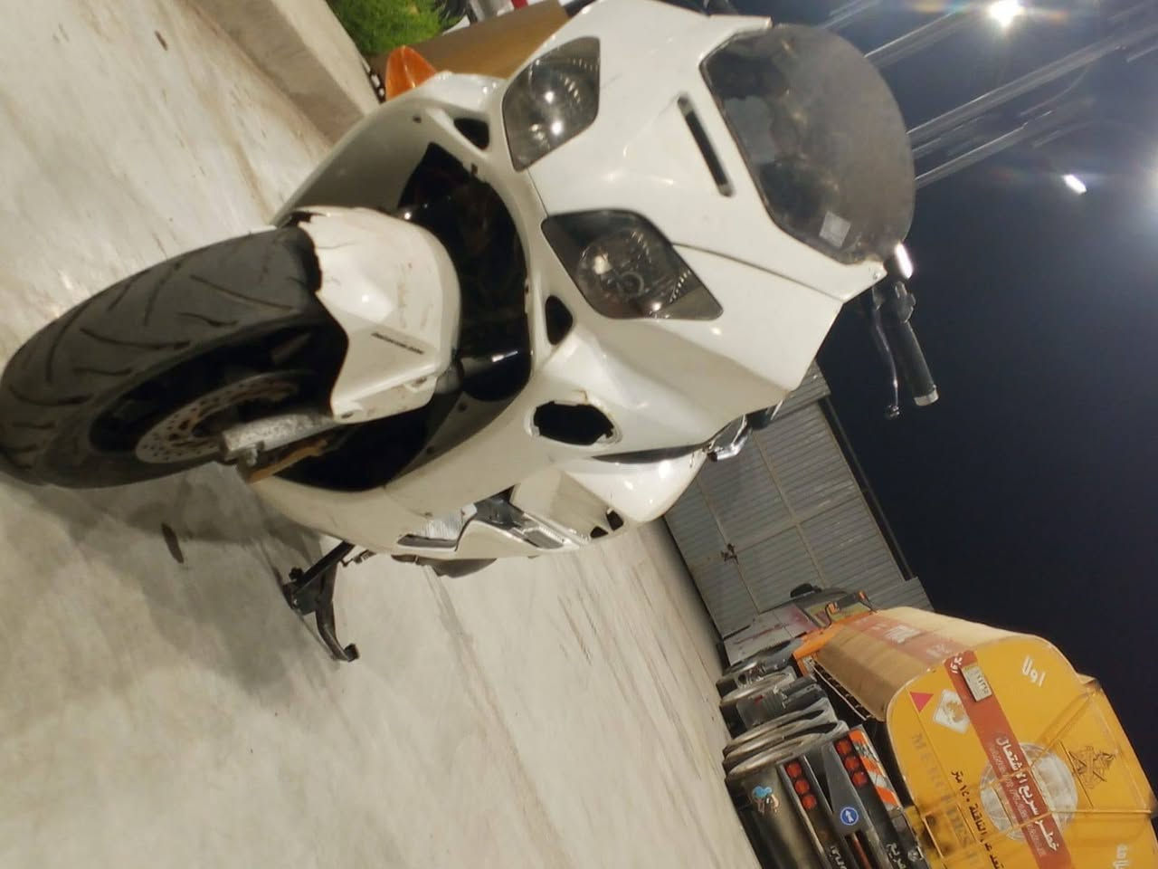 سلام عليكم عندي دراجه فورزا 06 للبيع سعر 400 وبيها مجال بيها خير تبخير مكان بغداد ***********
