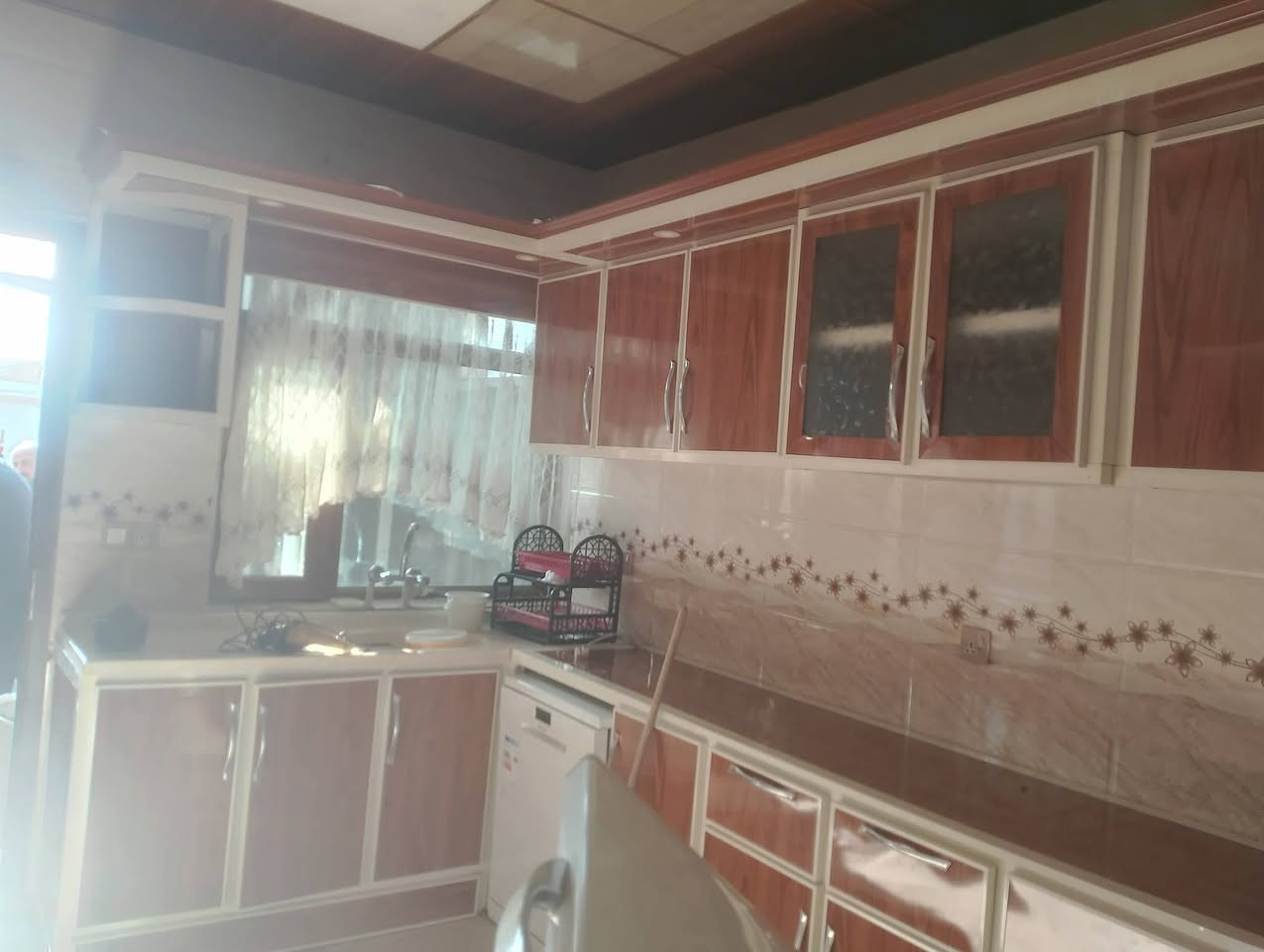 تم بفضل الله وصول وجبة جديده من أثاث منزلي نظيف جدا للبيع في مزاد القيسي جلولاء سوق السبت وبأسعار مناسبة للاستفسار الاتصال أو على الخاص ***********
