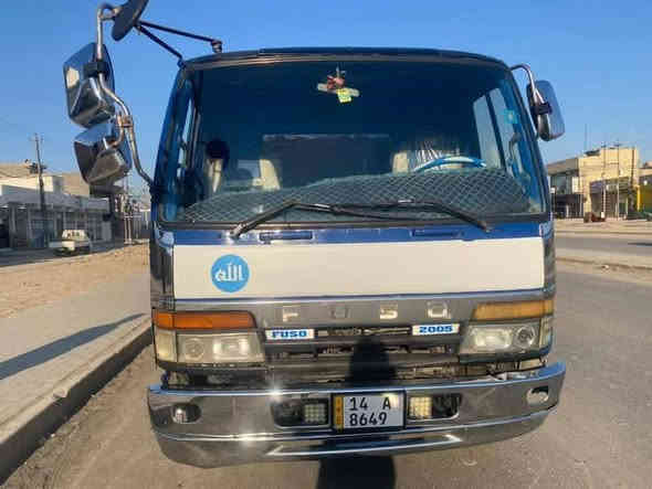 فوصه بزون موديل 2005 لمكان بغداد سعر 175    ***********
