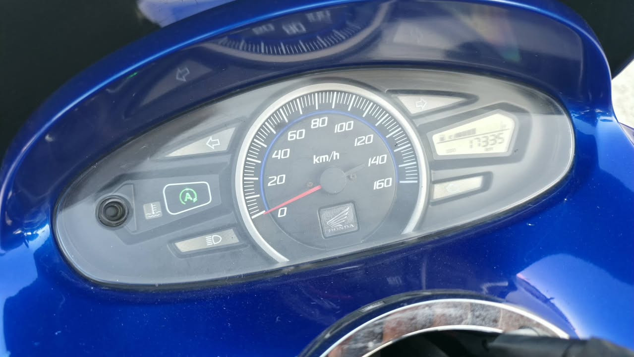 بي سي اكس جيل اول 

موصفات ١٥٠ ماشيه ١٧ الف 

حرف A ياباني دراجه احله من صور مكان بغداد

***********
