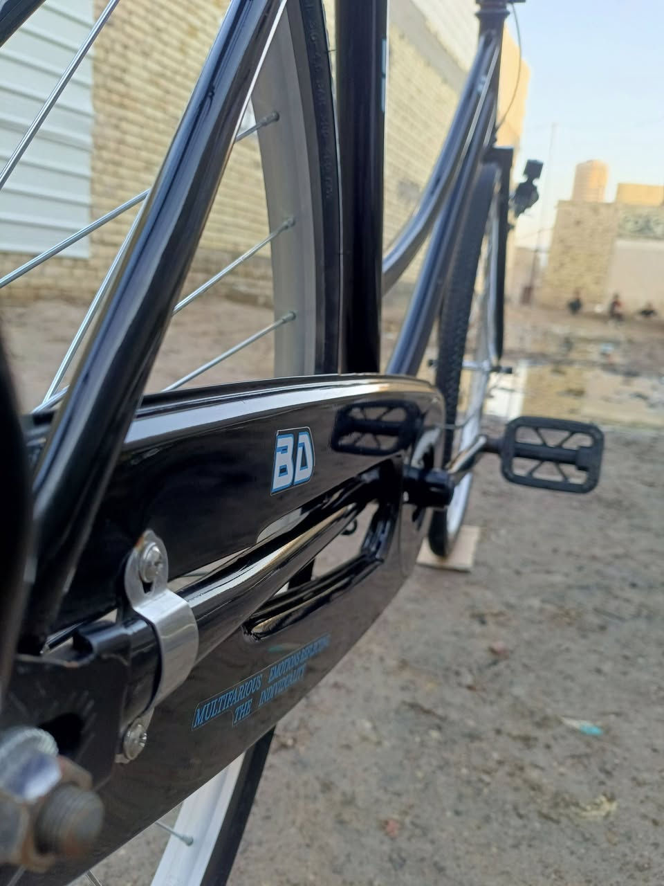 بيسكل للبيع موديل 2021
السعر 140وبي مجال قليل 
كفاله عامه النضافه 100%100
المكان سوك الشيوخ تقاطع الوائلي
ما متواجد ما سنجر راسلوني واتساب 
  واتساب ***********
