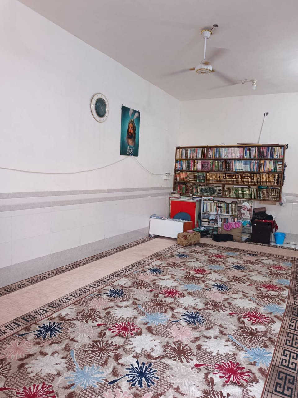 أسعد ألله أوقاتكم بكل خير أحبتي الكرام 🏢
اللاستفسار ***********

توفر دار سكن طابقين 🏭

مساحه 260 متر
على شارع 10 م
جميع الخدمات متوفره 
مدارس + ماء + كهرباء 

محتويات الدار  طابق لارضي⬇️
كراج +دوانيه + صاله + موزع 
مطبخ + غرف نوم عدد 3
مجمع صحيات خارجي + داخلي

محتويات طابق ثاني ⬇️
صاله + غرف نوم عدد 2 + مشتمل صحيات 

السعر 115 وبي مجال

العنوان : أبي الخصيب شارع أبوكوصره يبعد عن شارع ابوكوصره 40 م

نوع العقار : طابو زراعي المالك عراقي سند 25

اللاستفسار ***********
