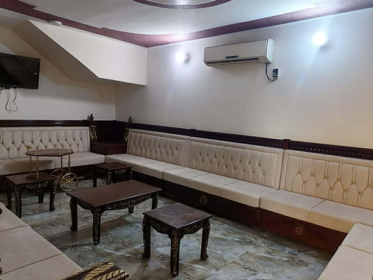 دار للبيع في الصقلاوية دور واطئة الكلفة
يا الله 
دار للبيع
في الأنبار فلوجة الصقلاوية دور واطئة الكلفة
مساحة العقار 220 متر 
بناء حجر درجة أولى
بناء حديث
مكون الدار من طابق واحد 
يحتوي علا غرفتين نوم وصاله وستقبال ومطبخ وحمام ومنور وصحيات داخلية وخارجية 
شارع تبليط منطقة مرتبة 
صنف العقار طابو سند صرف تحويل مباشر 

السعر وباقي التفاصيل الأتصال علا الرقم 

***********  ➡️اتصال 📲
 ***********➡️اتصال 📲
*********** ➡️واتساب فقط 📲
