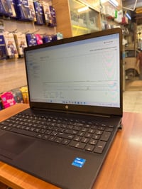 Hp core i3 جيل 11 نضافه فول سلم وزن خفيف جيل ال11 رام 8 كيكا ddr4 هارد...
