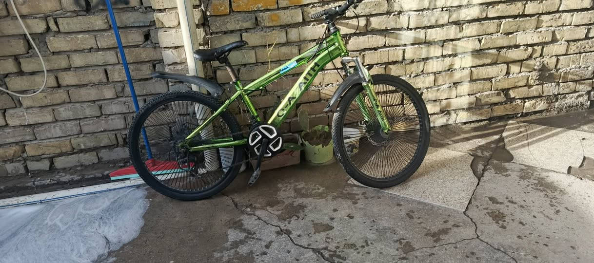 بيع باسكل المكان حي التراث السعر 70 و بي مجال بسيط تصل وتساب رقم ***********
