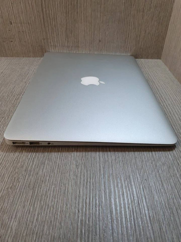 وصلنا ماك إير 2013
i5 
4GB RAM
128 SSD
13.3
ULTRA SLIM
تريدها وندوز أو تريدها ماك متوفر ثنينهم
يتوفر أسعار مناسبه للكميات


**إذا كنت صاحب هذا الإعلان وتريد حذفه لأي سبب، رجاءا أرسل رسالة إلى الدعم الفني**