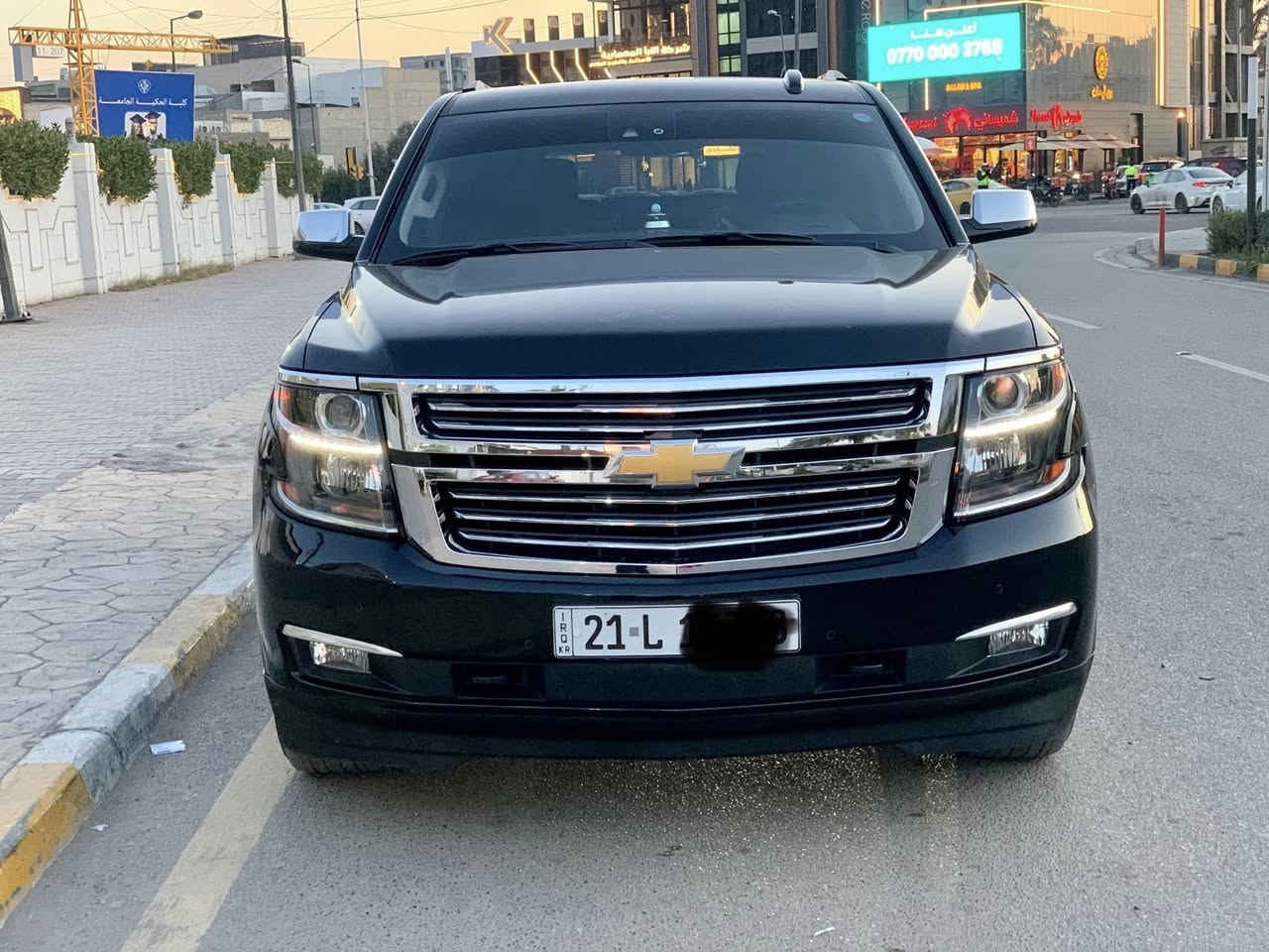 تاهو خليجي 2015 فئه LtZ فول مواصفات رقم سليمانيه باسمي هزه وسنويه جديه وبيها موافقه تظليل من المرور لمده سنه 
رادارات جانبيه كشن هزاز قاصه كفاله عامه السياره 
السعر 347
مكانها الكرخ ***********
ماشيه 147 km
