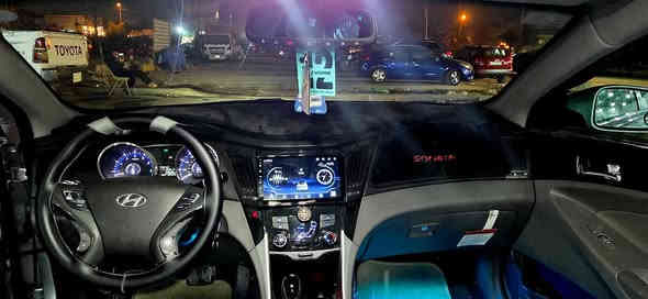 السلام عليكم 
سوناتا 12 للبيع فقط 
اي نقص مابيها 
احلة من الصور
ماشيه 94
داخلة كلين هنا صار بيها طخه جاملغ وبنيد شويا منهن
ليبل واحد بدون تبديل
شاشة كامرة حساسات نظام ايكو 
السعر 118 وبيها مجال 
العنوان الغزالية 
***********
