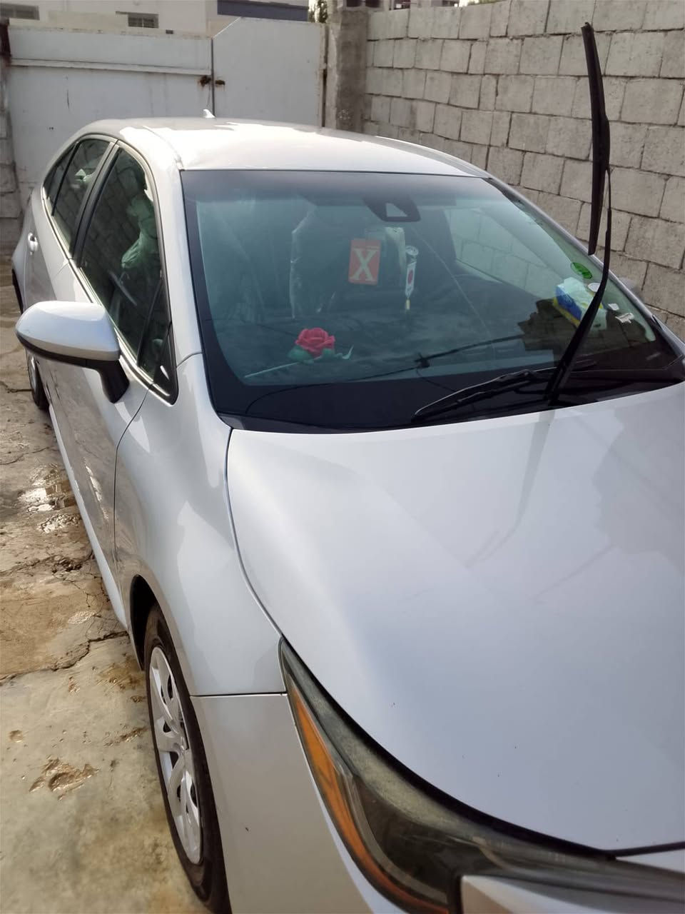 للبيع سياره 22 خصوصي رقم سليمانيه بيها اربع قطع بدون دواخل ماشيه 50 الرقم. *********** السعر 135 بيها مجال
