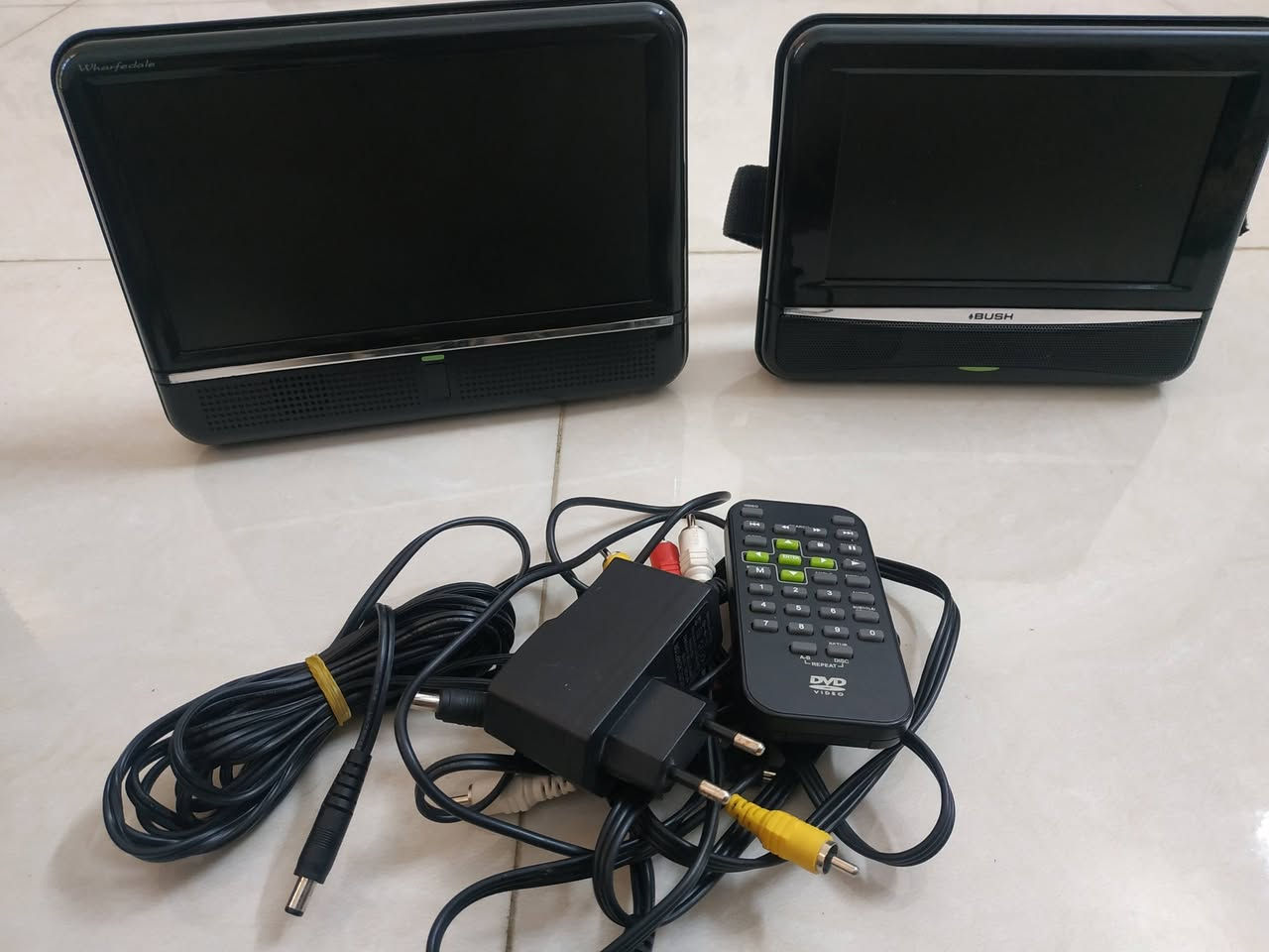 السلام عليكم شاشه أو مشغل اقراص يشتغل علسياره وكهرباء للبيع ابيع اب عل سعر يوجد توصيل


**إذا كنت صاحب هذا الإعلان وتريد حذفه لأي سبب، رجاءا أرسل رسالة إلى الدعم الفني**