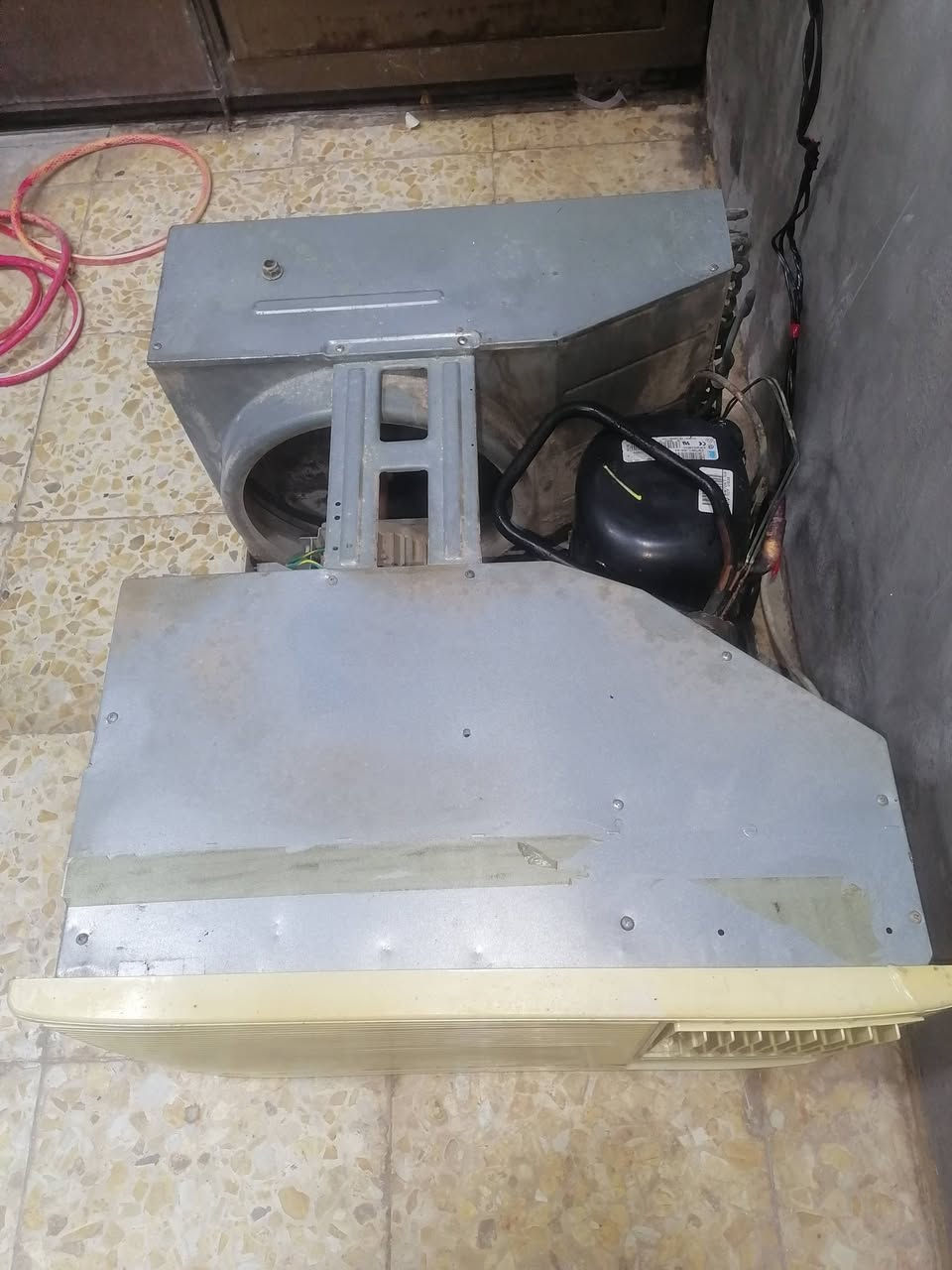 مكيف جينرال طنين الاصلي شرط التبريد ثلج امانة الله ورسوله سبب البيع ماصار بالمكان العندي بالبيت تفحصه واتشوف تبريده قبل لاتاخذه مكاني الاسكان العسكري قرب اسالة الماء سعره 400


**إذا كنت صاحب هذا الإعلان وتريد حذفه لأي سبب، رجاءا أرسل رسالة إلى الدعم الفني**